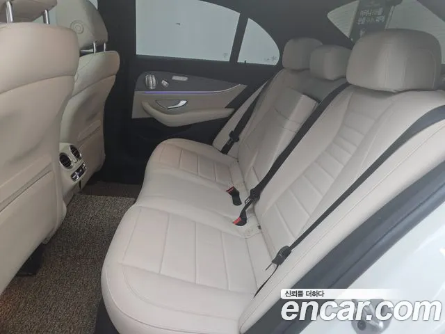 Mercedes-Benz E-Class E-класс W213 E350 4MATIC Avantgarde — Фото автомобиля 12