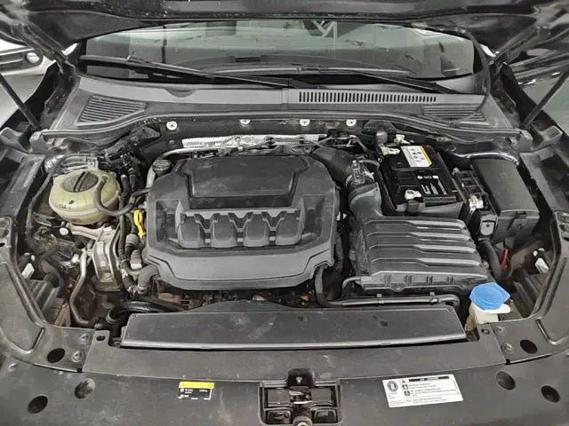 Volkswagen Passat — Фото автомобиля 19