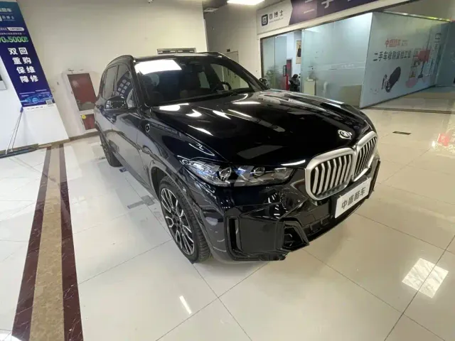 BMW X5 — Фото автомобиля 2