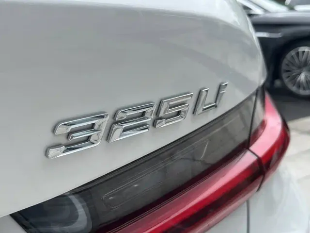 BMW 3 Series — Фото автомобиля 29