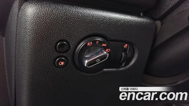 MINI Cooper — Фото автомобиля 28