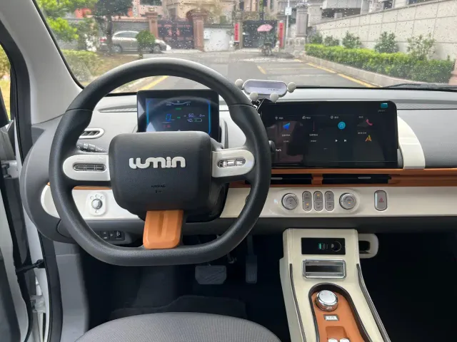 Changan Lumin — Фото автомобиля 11