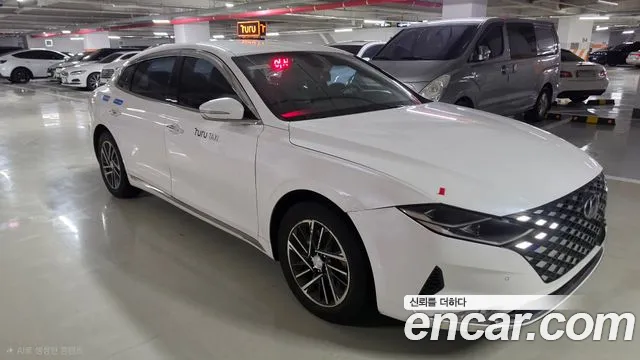 Hyundai Grandeur Grandeur (New) — Фото автомобиля 3