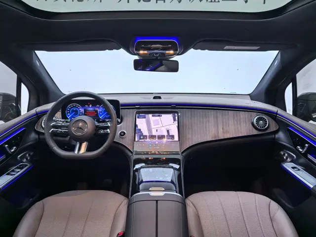 Mercedes-Benz EQE SUV — Фото автомобиля 13