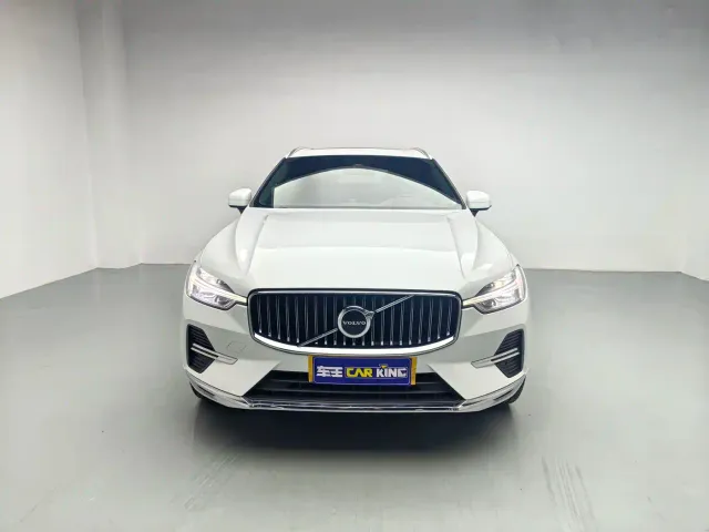 Volvo XC60 — Фото автомобиля 15