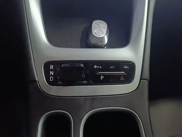 Geely Starry Wish — Фото автомобиля 13