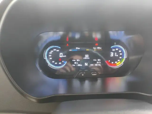 Changan Ruixing EM60 — Фото автомобиля 7