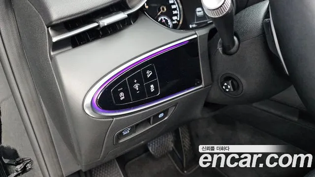 Genesis GV70 2.5T Бензин 2WD — Фото автомобиля 17