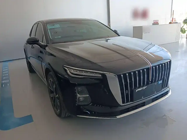 Hongqi H5 PHEV — Фото автомобиля 3