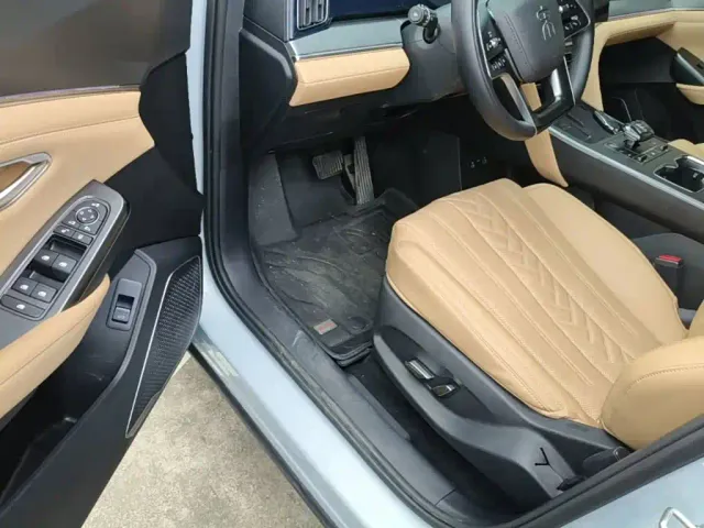 BYD Song L DM-i — Фото автомобиля 15