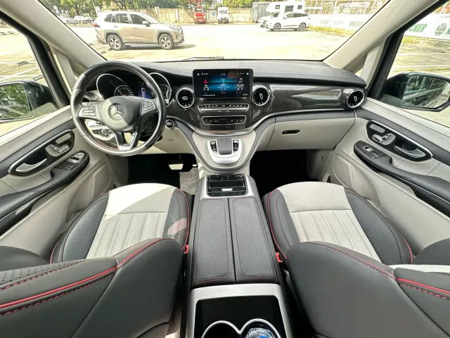 Mercedes-Benz V-Class — Фото автомобиля 9