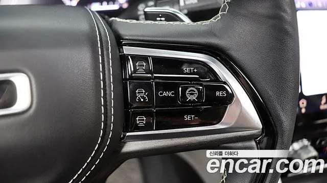 Jeep Cherokee WL — Фото автомобиля 9