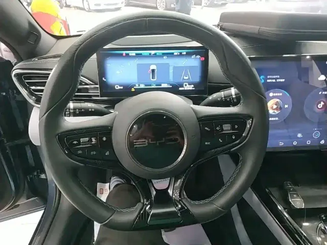 BYD Seal — Фото автомобиля 10