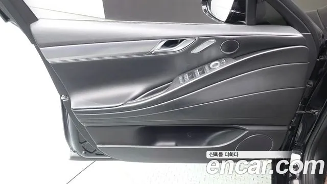 Genesis G80 RG3 — Фото автомобиля 13
