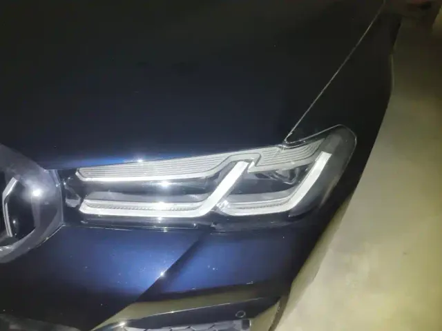 BMW 5 Series — Фото автомобиля 5