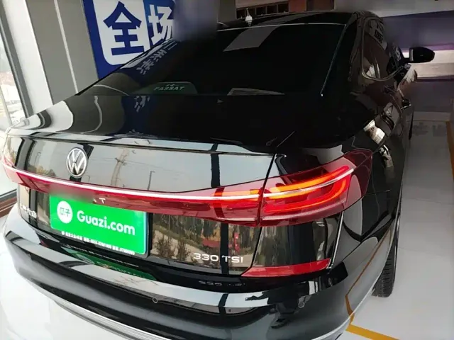Volkswagen Passat — Фото автомобиля 5