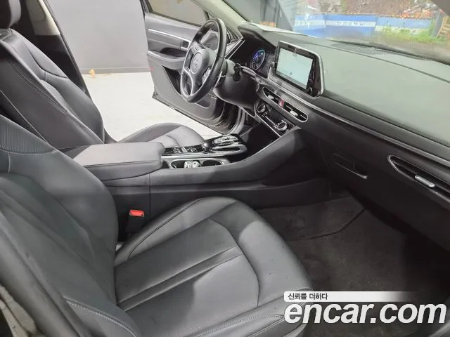 Hyundai Sonata — Фото автомобиля 20