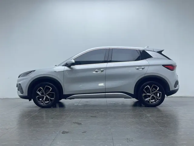 BYD Yuan PLUS — Фото автомобиля 8