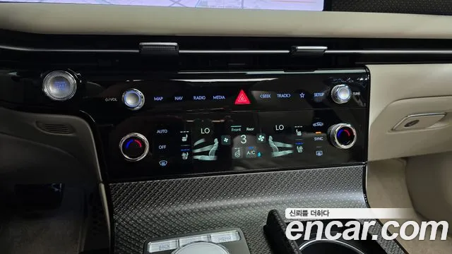 Genesis G80 Бензин 2.5 турбо 2WD — Фото автомобиля 27