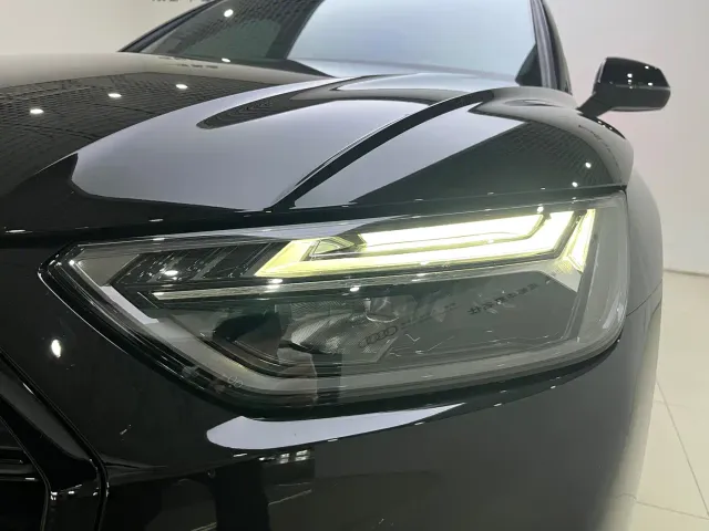 Audi Q5L — Фото автомобиля 14