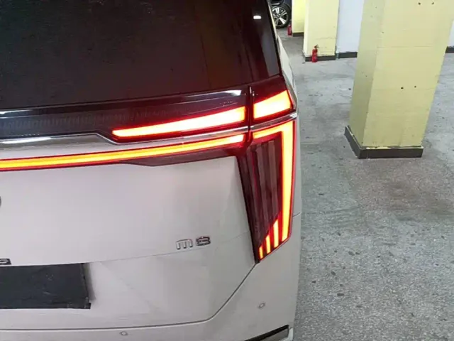 GAC Trumpchi M8 — Фото автомобиля 7