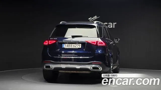 Mercedes-Benz GLE-Class — Фото автомобиля 4