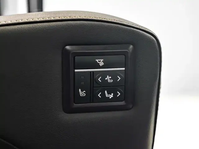 Toyota Granvia — Фото автомобиля 29