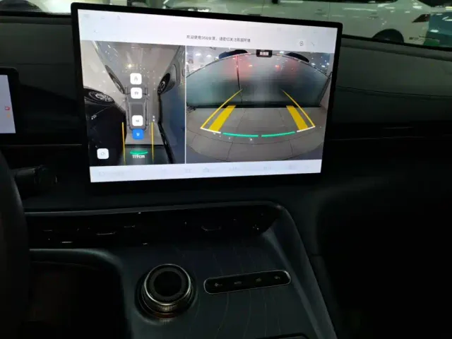 Geely Galaxy E5 — Фото автомобиля 12