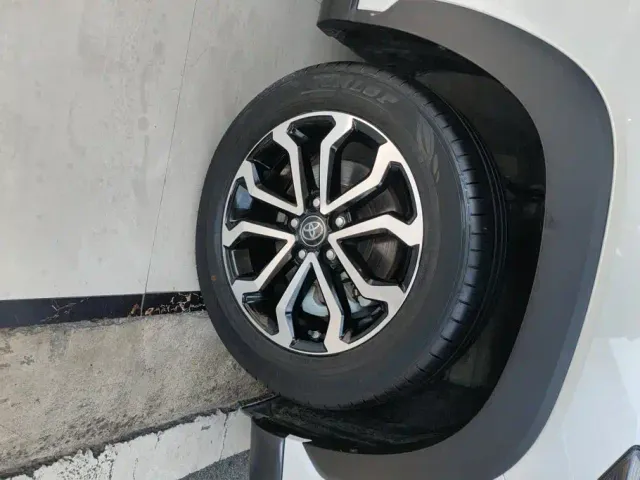 Toyota Frontlander — Фото автомобиля 6