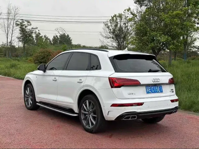 Audi Q5L — Фото автомобиля 8
