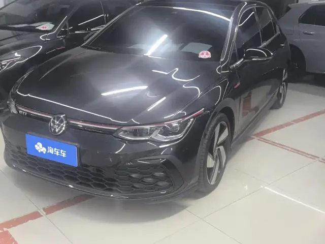 Фотография автомобиля — Volkswagen Golf GTI