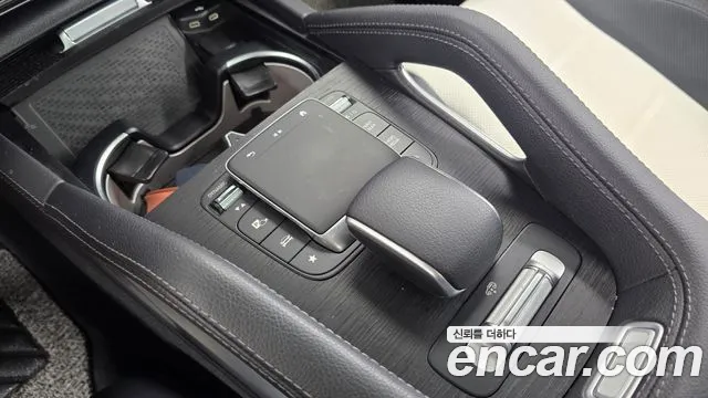 Mercedes-Benz GLE-Class — Фото автомобиля 15