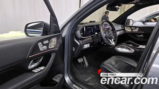 Mercedes-Benz GLS-Class — Фото автомобиля 10