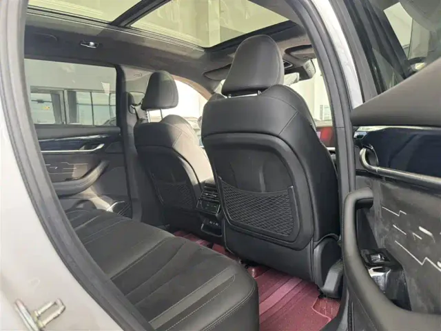 Geely Xingyue L — Фото автомобиля 2