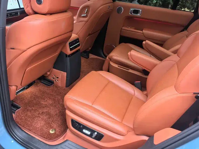 Li Auto L9 — Фото автомобиля 5