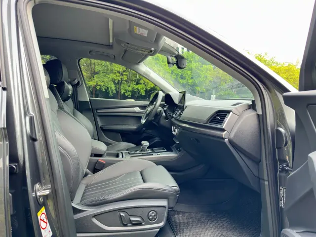 Audi Q5L — Фото автомобиля 11