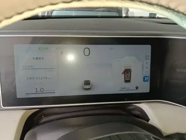 Geely ICON — Фото автомобиля 11