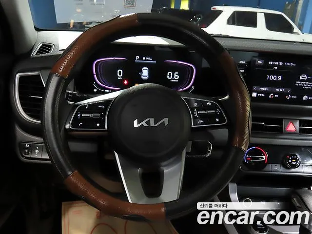 Kia Seltos Бензин 1.6 турбо 2WD — Фото автомобиля 10