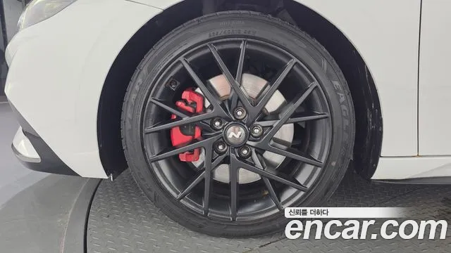 Hyundai AVANTE Avante (CN7) 1.6 Turbo N Line — Фото автомобиля 5