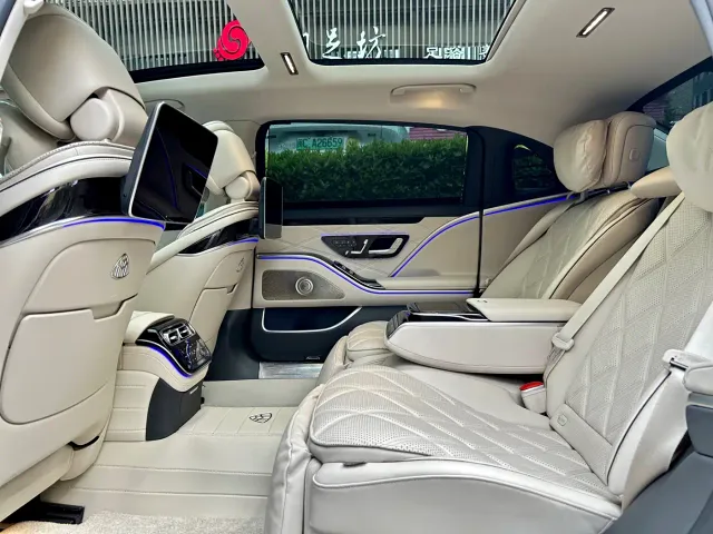 Mercedes-Benz Maybach S-Class — Фото автомобиля 11