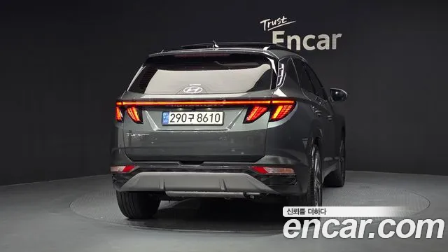 Hyundai Tucson Tucson (NX4) Бензин 1.6 турбо 2WD — Фото автомобиля 4