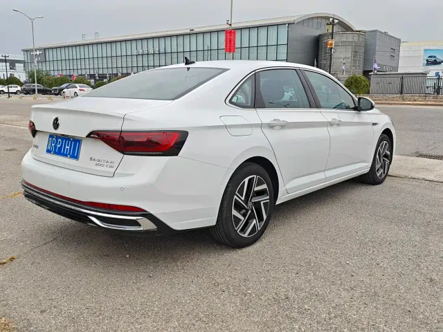 Volkswagen Sagitar — Фото автомобиля 5