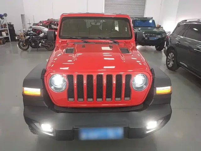 Jeep Wrangler — Фото автомобиля 2