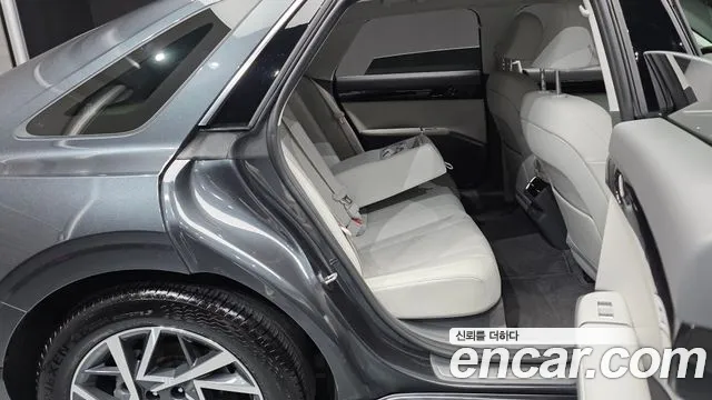 Hyundai Grandeur GN7 — Фото автомобиля 12