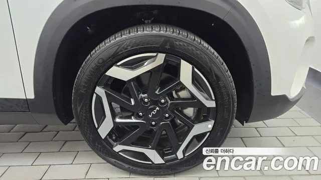 Kia Seltos — Фото автомобиля 6