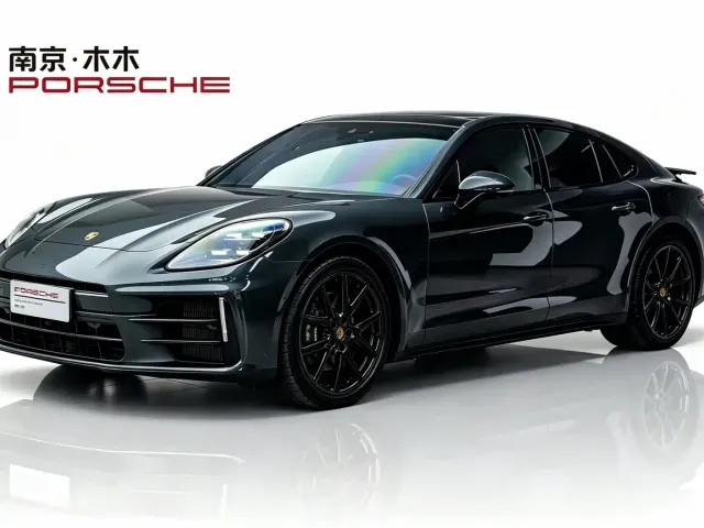 Фотография автомобиля — Porsche Panamera