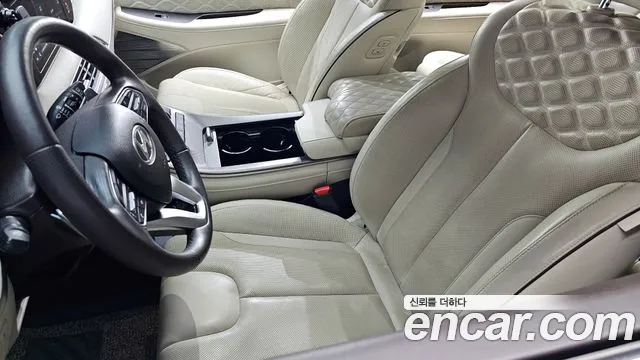 Hyundai Palisade Palisade Дизель 2.2 2WD — Фото автомобиля 24