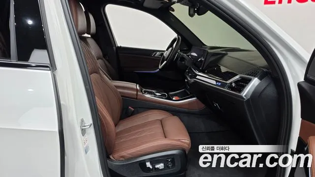 BMW X5 xDrive 40i M Sport — Фото автомобиля 23