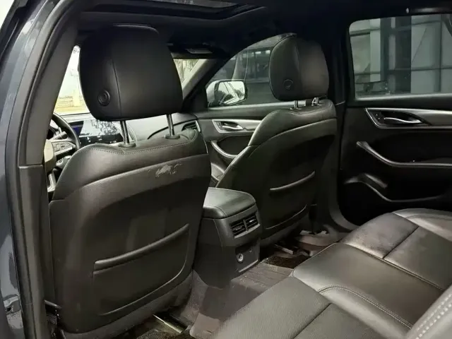Cadillac CT5 — Фото автомобиля 5