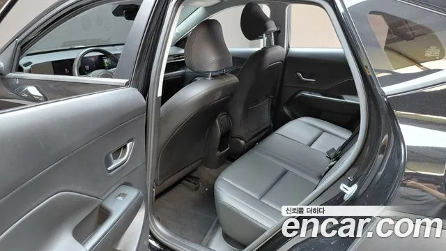 Hyundai Kona SX2 — Фото автомобиля 12